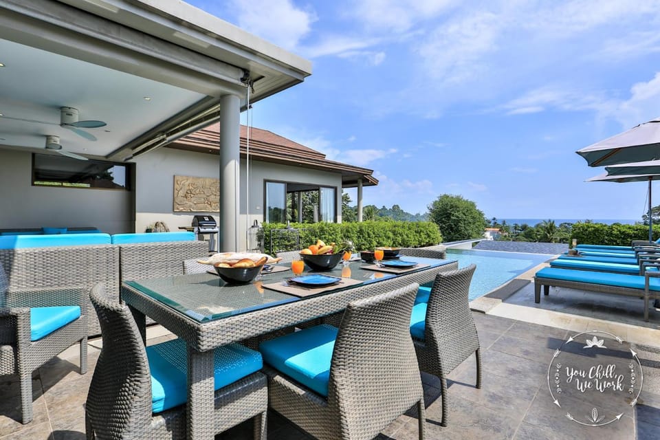 Patio, Swimming pool, Swimming pool