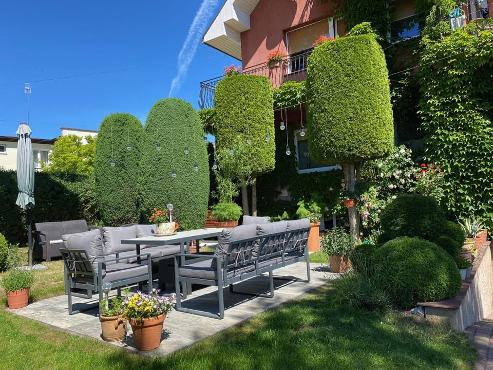 Property building, Garden, Garden view
