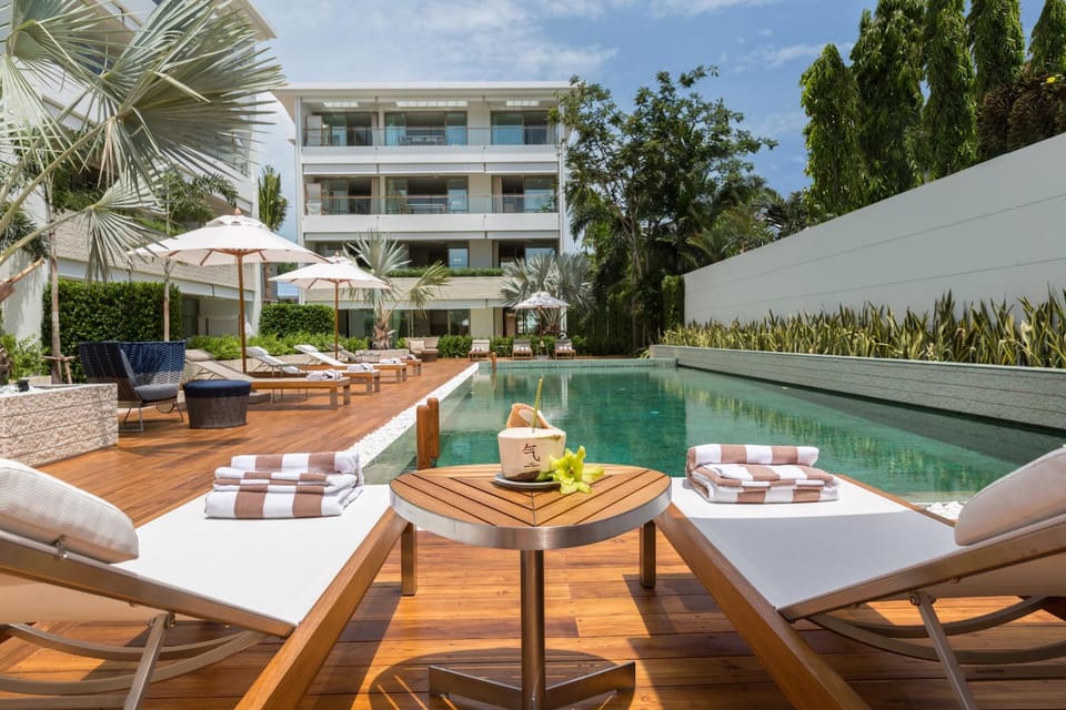 Property building, Swimming pool