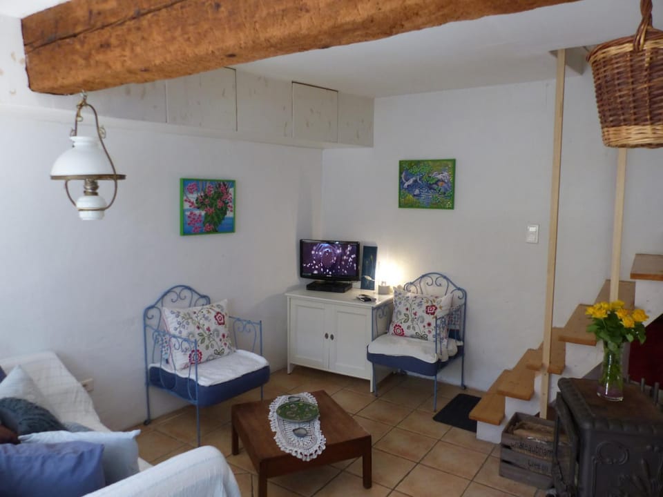 TV and multimedia, Living room, internet