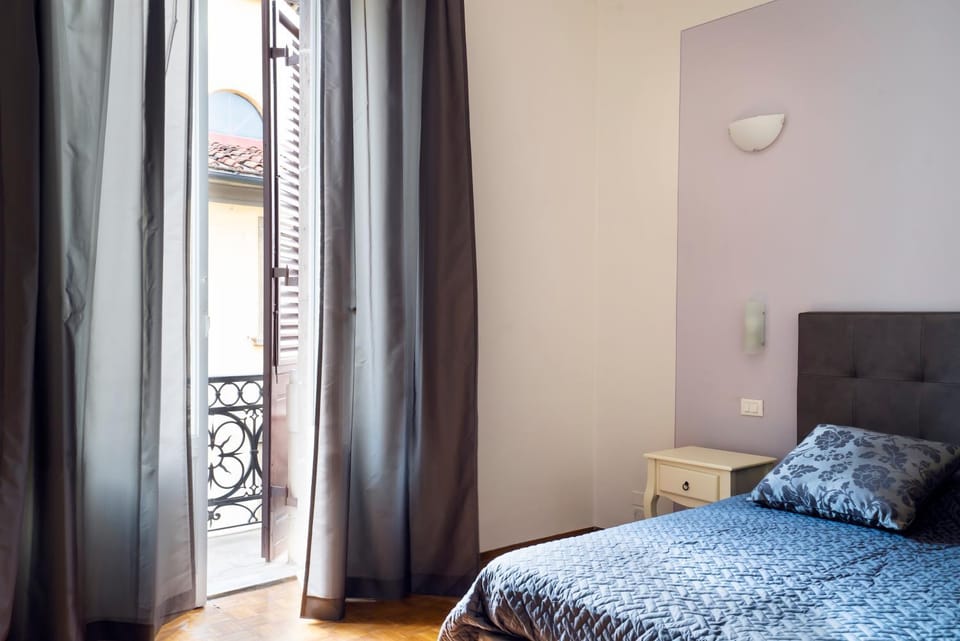 Bed, Balcony/Terrace, Photo of the whole room, Bedroom