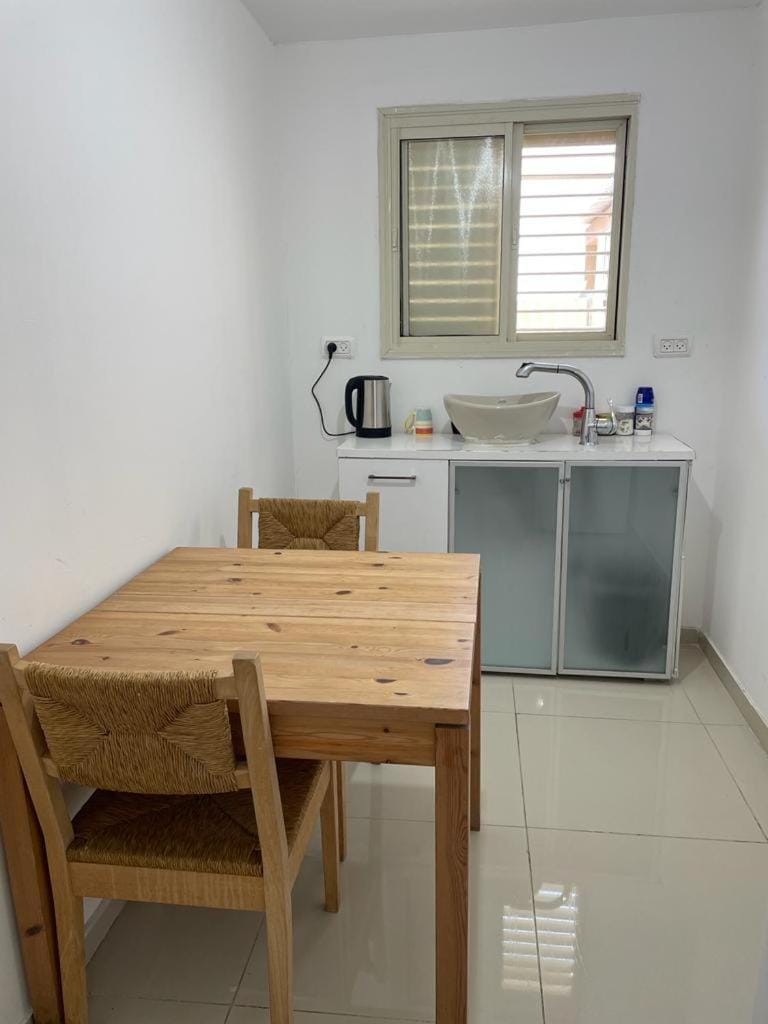 פרטיות וחוויה אצל יעקב וירדנה Privacy and an experience at Jacob and Yardena Apartment in North District