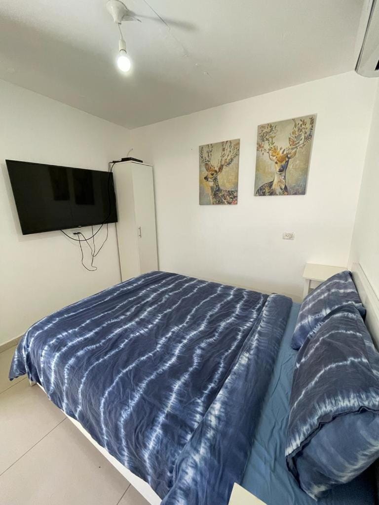 פרטיות וחוויה אצל יעקב וירדנה Privacy and an experience at Jacob and Yardena Apartment in North District