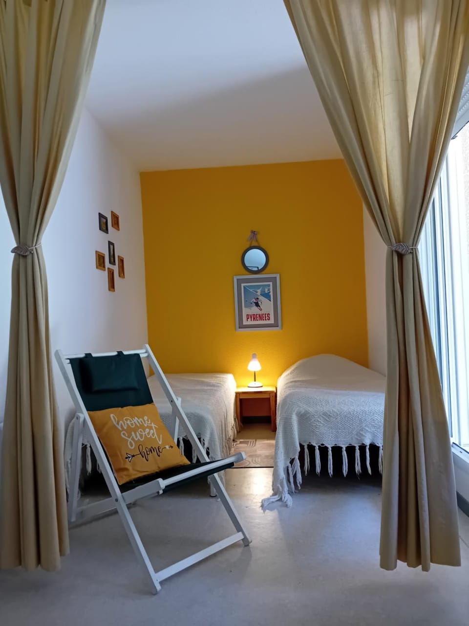 Photo of the whole room