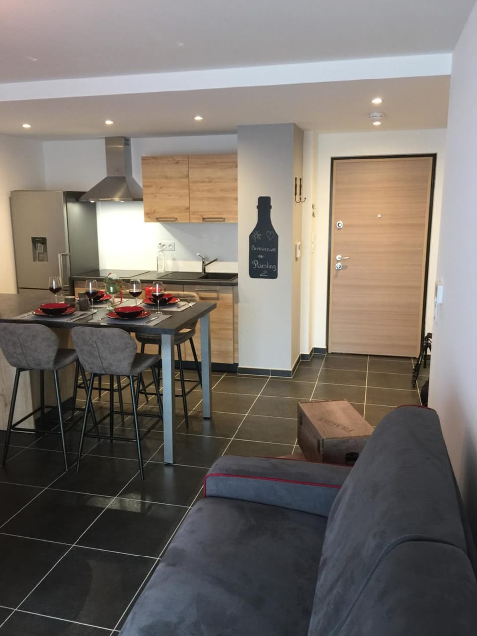 Kitchen or kitchenette, Living room