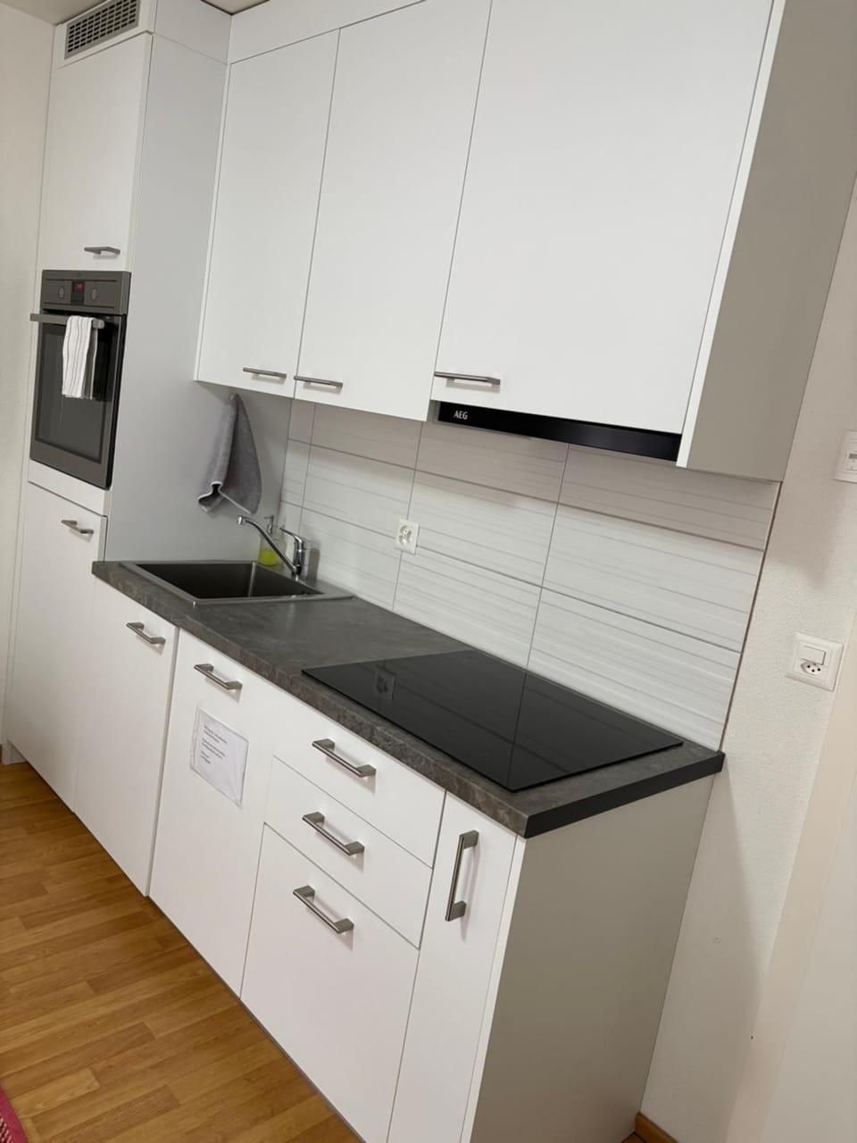 2 Zimmer Appartement mit eigenem Bad und Küche Apartment in Winterthur