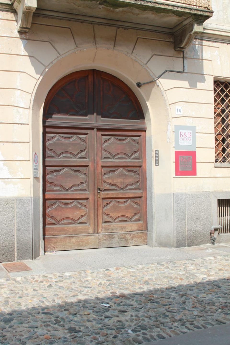Property building, Facade/entrance