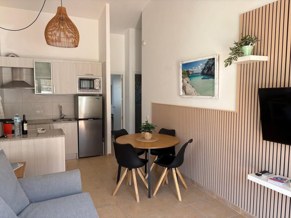 Garbí & Xaloc apartamentos Apartment in Serpentona