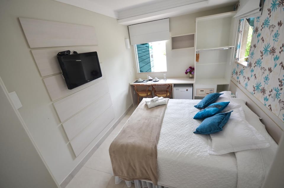 Pousada Retiro das Ilhas Bed and Breakfast in Bombinhas