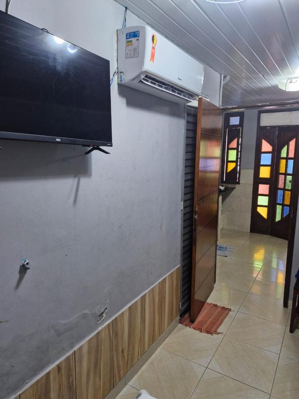 Communal lounge/ TV room, TV and multimedia, air conditioner