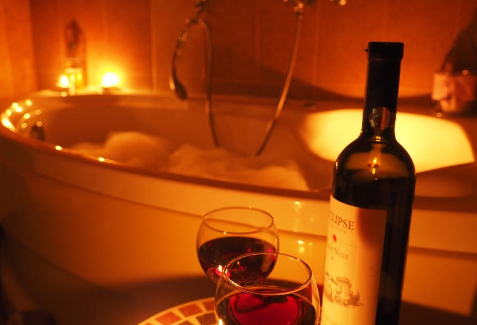 Night, Bath