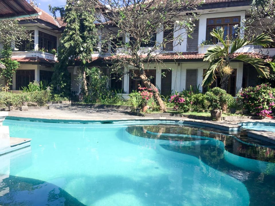 Pool view, Swimming pool