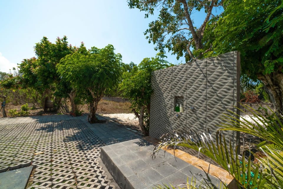 Property building, Garden