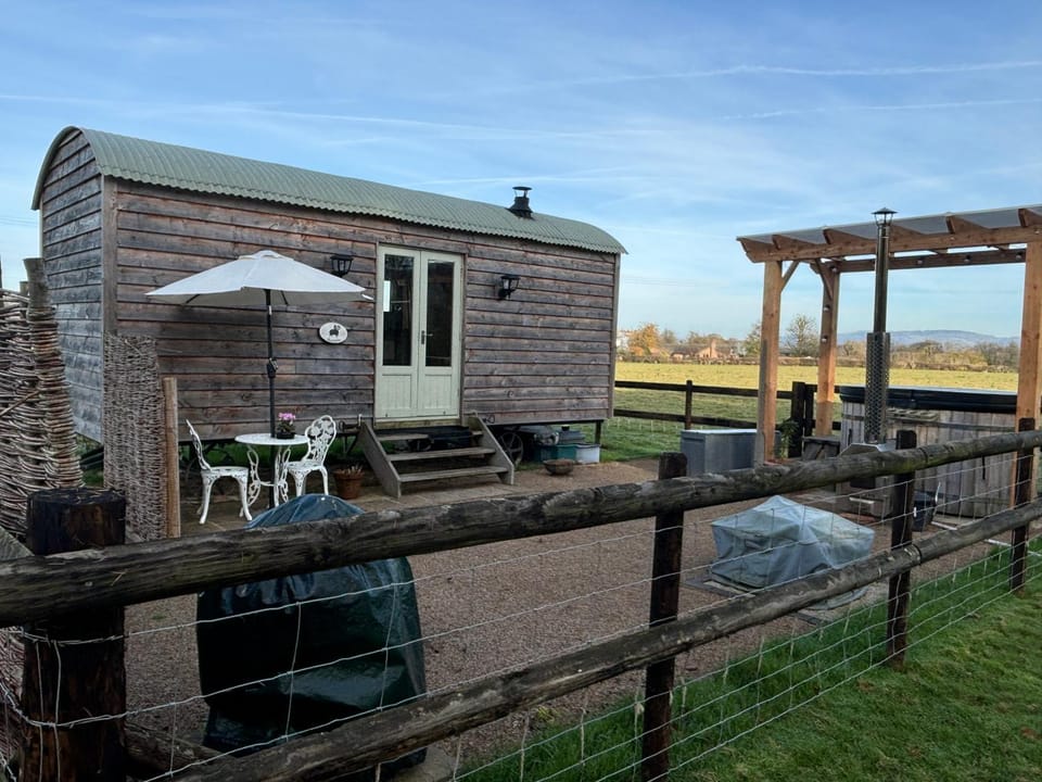 Patio, Balcony/Terrace