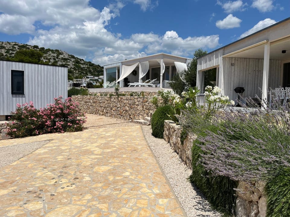 Property building, Garden view