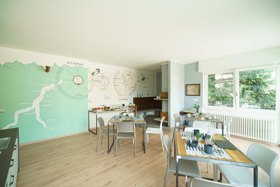 Communal lounge/ TV room, Living room, Lounge or bar, Dining area, Communal kitchen, Internal: Not applicable to any particular room