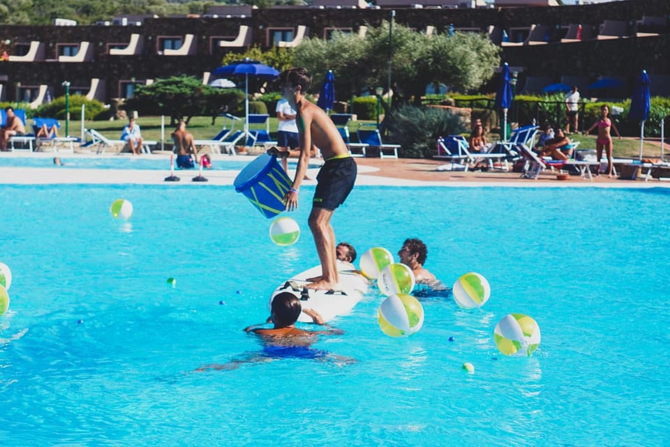 Swimming pool