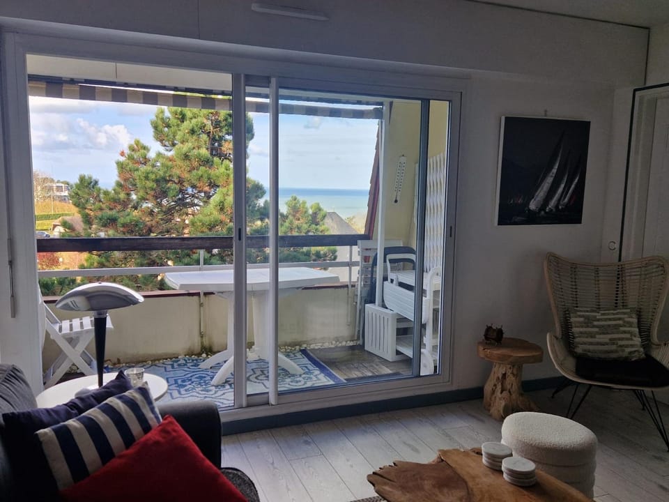 Face mer imprenable - 4 personnes Apartment in Trouville-sur-Mer
