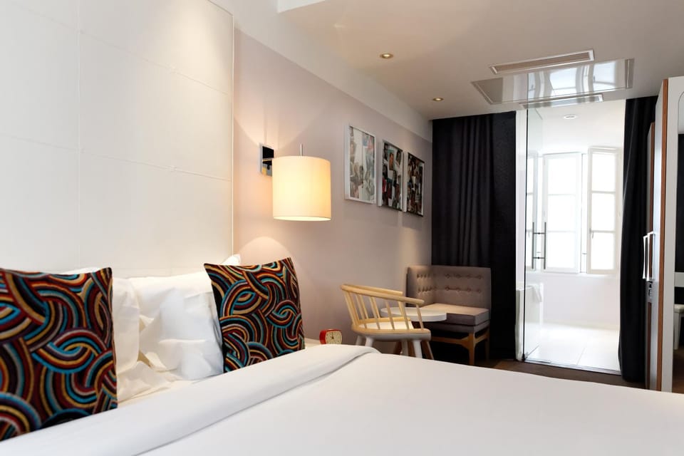 Winter, Photo of the whole room, Bedroom