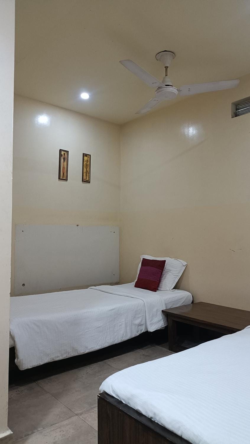 Hotel Lake Shilloi Hotel in India