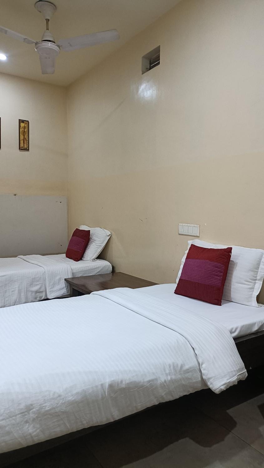 Hotel Lake Shilloi Hotel in India