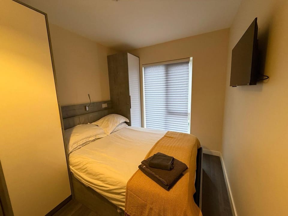 Magna House Apartment in Egham