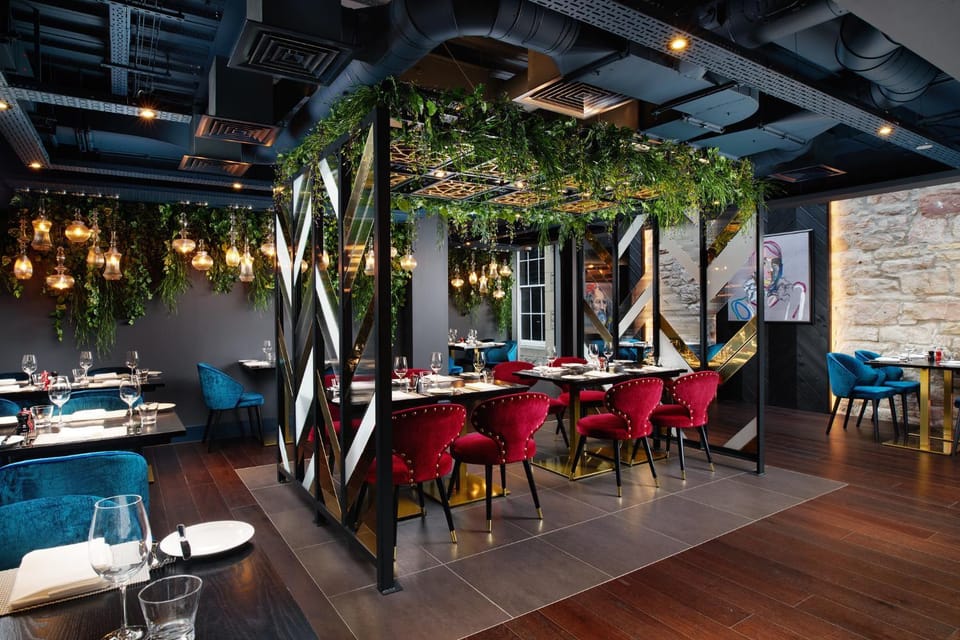 Restaurant/places to eat, Restaurant/places to eat