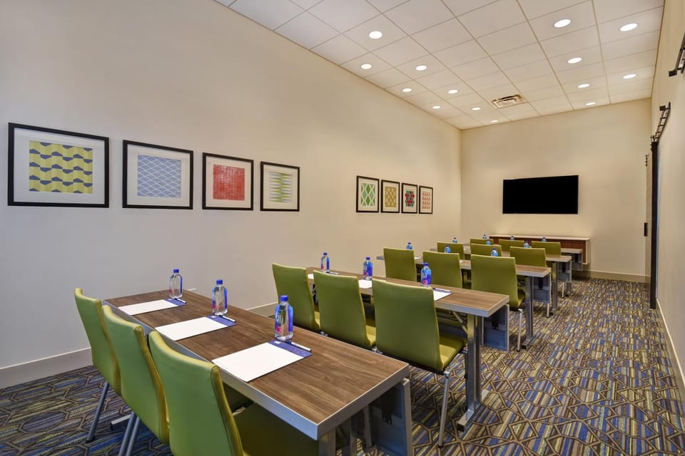 Meeting/conference room