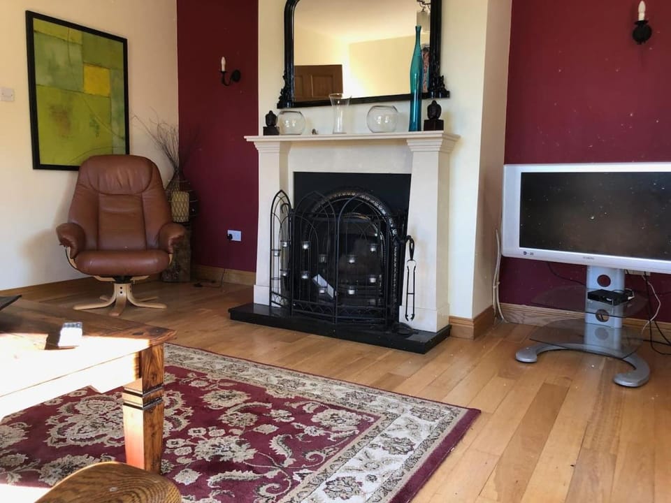 Modern Six Bedroom House Westport House in County Mayo