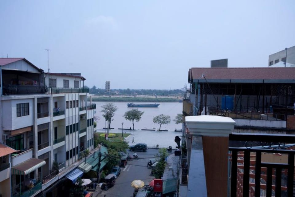 Bird's eye view, River view