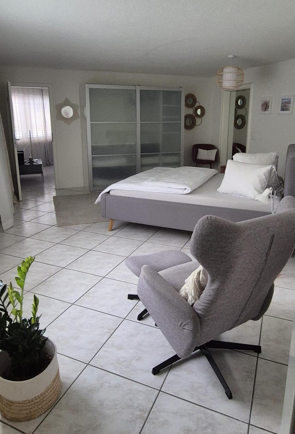 Bed, Bedroom