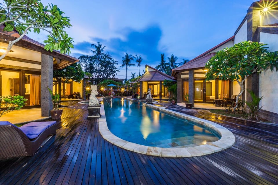 Pool view, Swimming pool