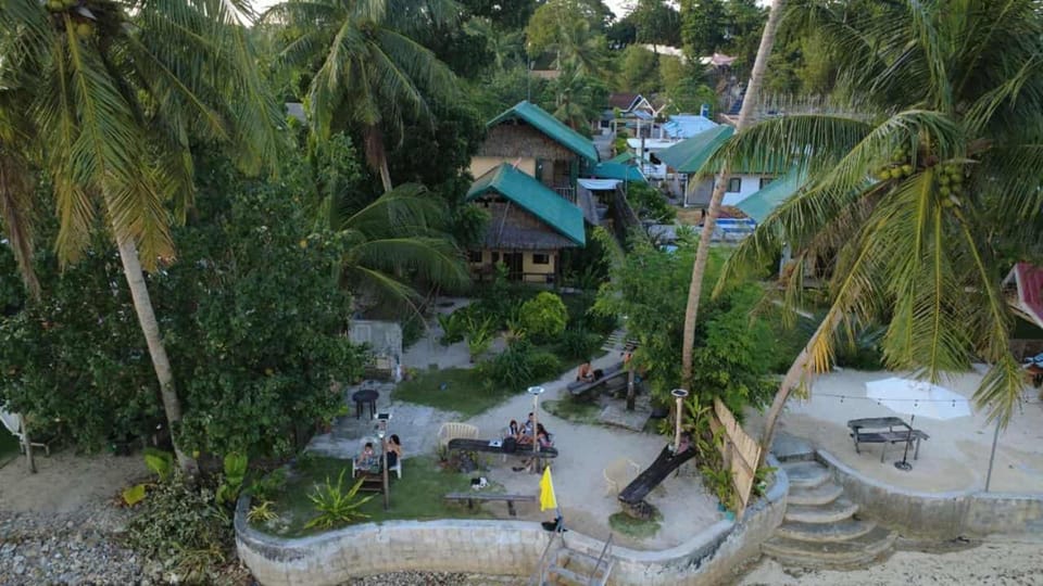 Eddie`s Beach Resort Siargao Resort in General Luna