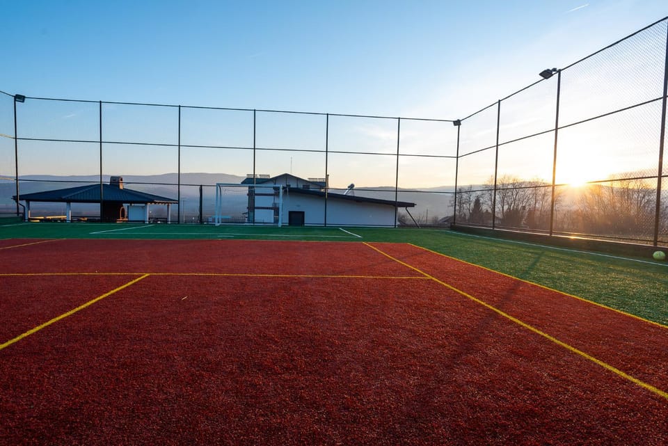 Tennis court