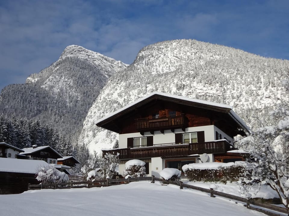 Property building, Winter