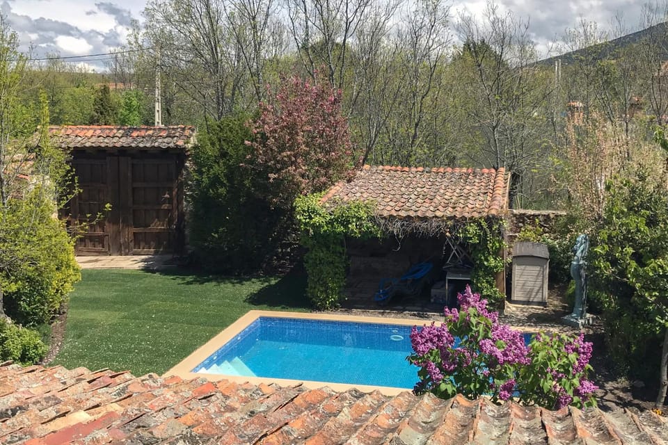 Property building, Pool view, Swimming pool, Swimming pool