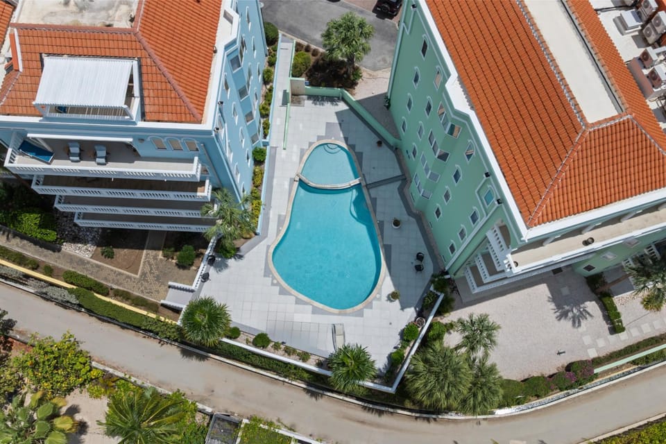 Property building, Swimming pool
