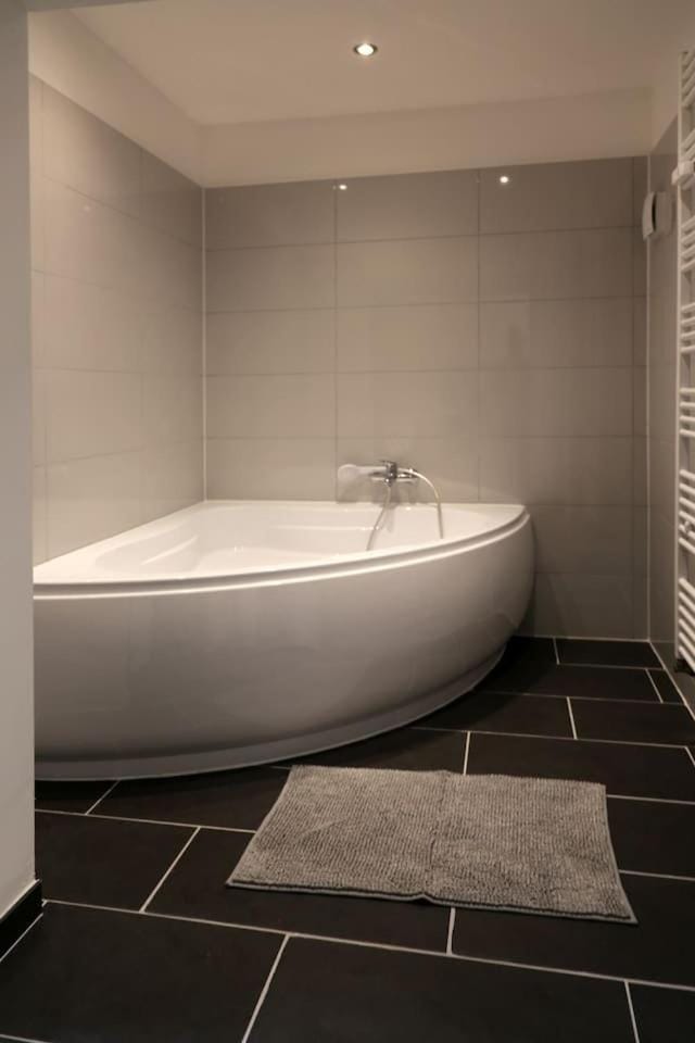 City Appartment 1 Krefeld 20 km DUS Airport Messe Apartment in Krefeld