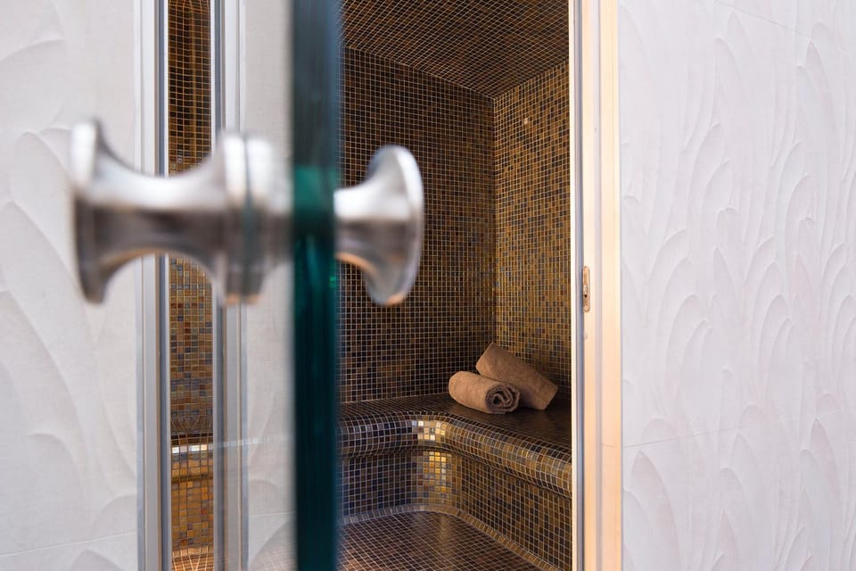 Steam room