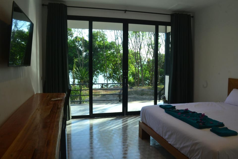 Bed, View (from property/room), Bedroom