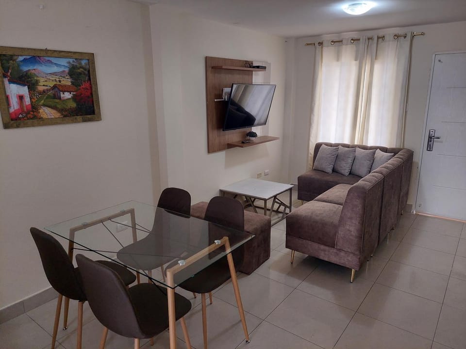 Living room, Dining area