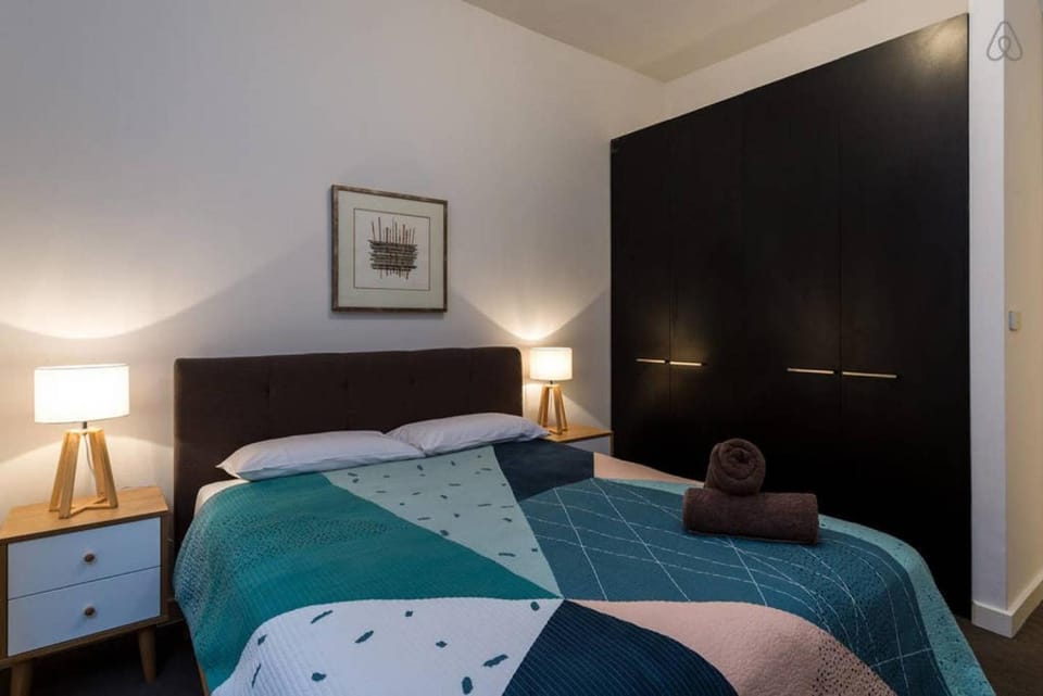 Bed, Photo of the whole room, Bedroom, wardrobe
