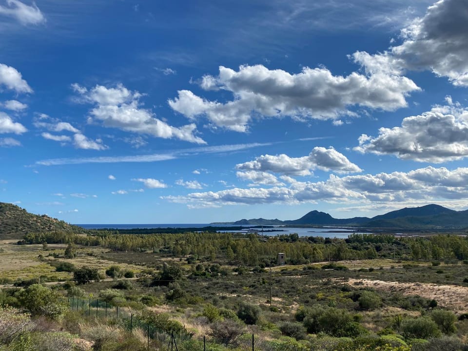 Nearby landmark, Natural landscape, Lake view, Mountain view, Sea view