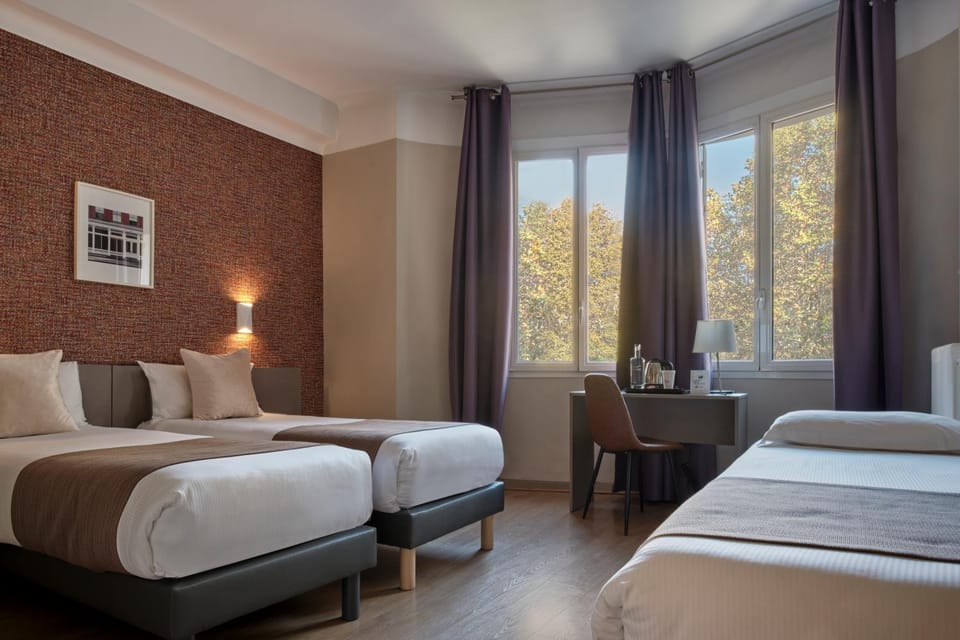 Bed, View (from property/room)