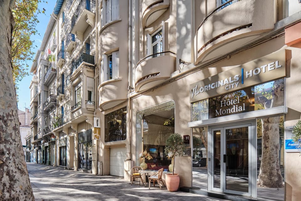 Property building, Facade/entrance, Street view