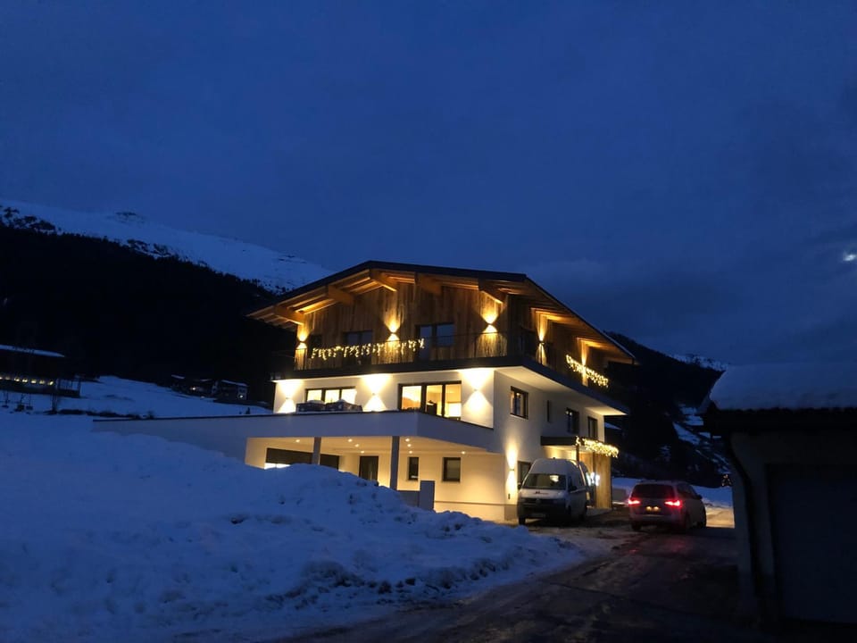 Property building, Winter