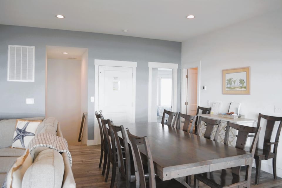 Nautilus Home House in Holden Beach