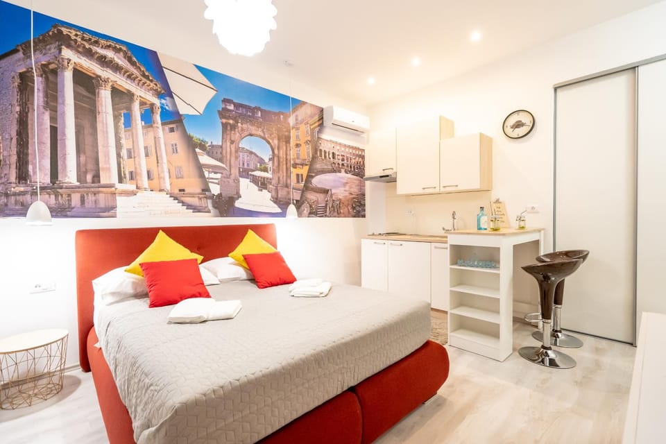 Bed, Bedroom