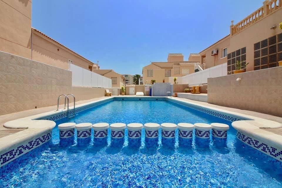 Off site, Swimming pool, Swimming pool, Location