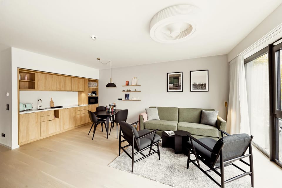 Kitchen or kitchenette, Living room, Dining area